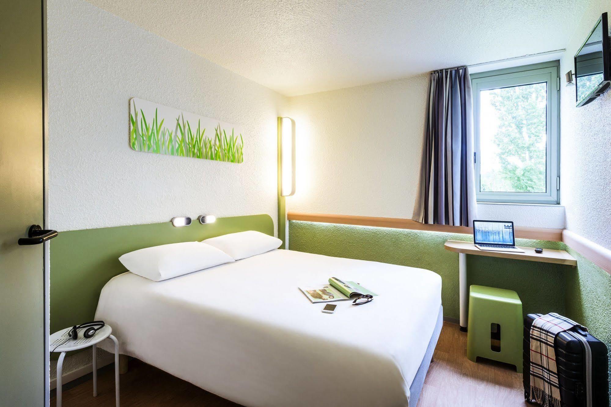 ibis budget Châtellerault Nord Eksteriør billede
